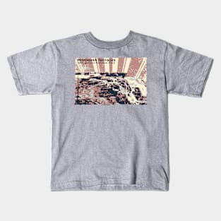 Retro Mammoth Terraces in Yellowstone National Park Kids T-Shirt